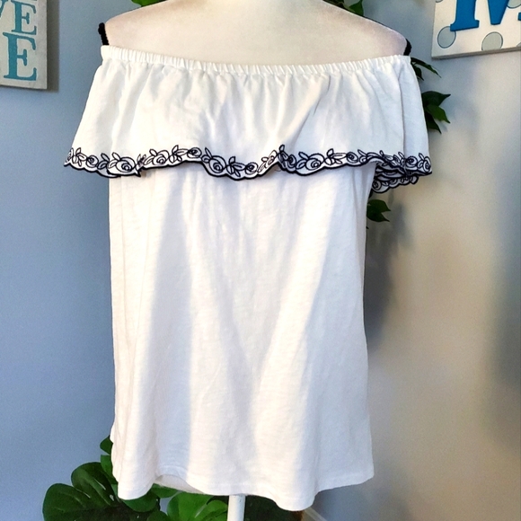 J. CREW On/Off Shoulder Embroidered Peasant Top M - Picture 4 of 10